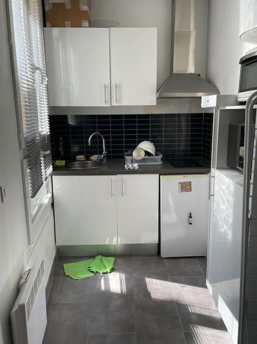 Paris 8Th, Bright, Very Good Location Apartment Exterior foto