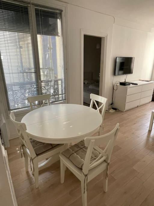 Paris 8Th, Bright, Very Good Location Apartment Exterior foto